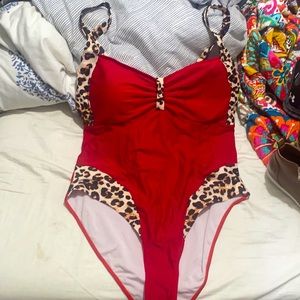 Cute one piece swimsuit!